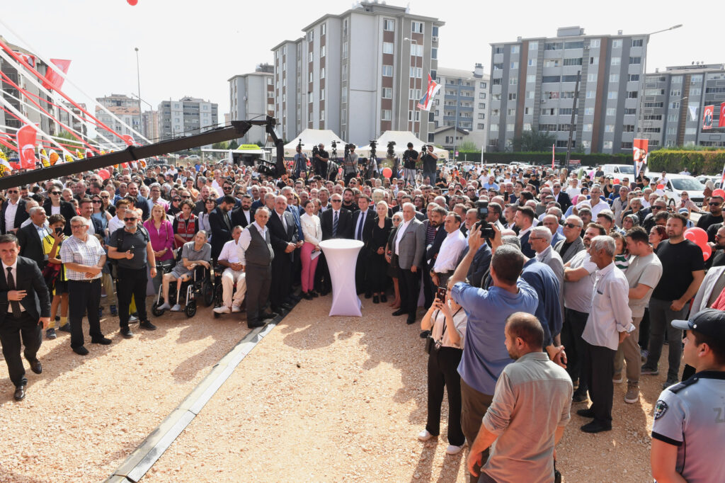 Osmangazi Belediyesi’nden görkemli açılış