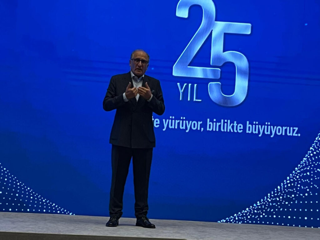 Kamil abiden Aziz Torun'a akıl: En iyi yeri Zara'ya ver, Türk markalarını kalan yerlere yerleştir