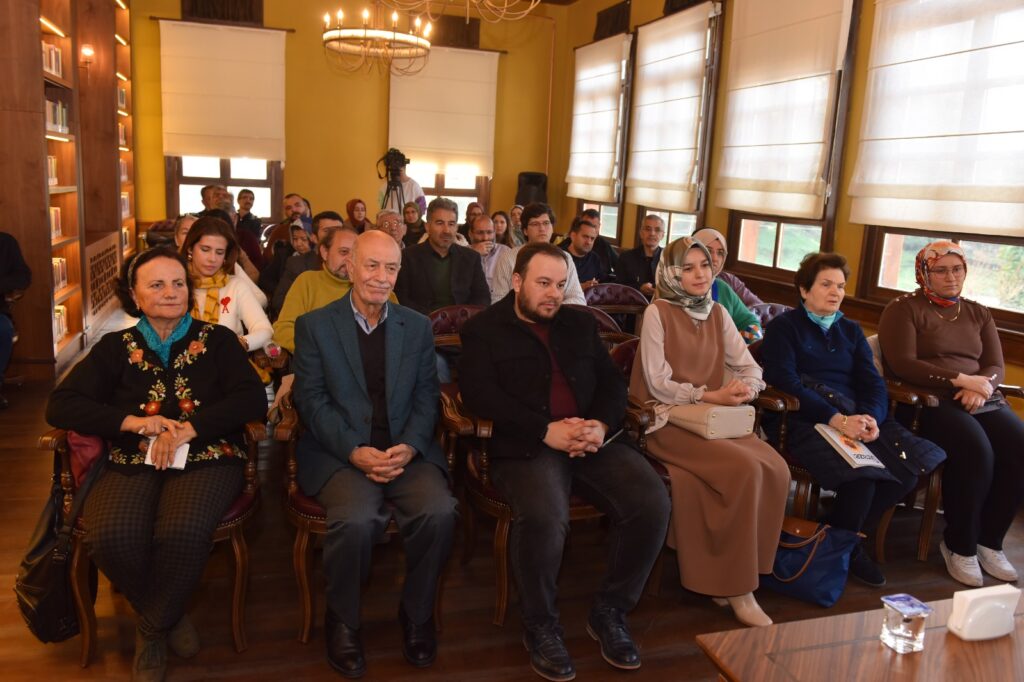 ‘Şehir ve İdrak söyleşileri’ başladı Yıldırım Belediyesi, kentin yeni kültür ve sanat mekânı olarak kente kazandırdığı Alev Alatlı Şehir Düşünce ve Sanat Merkezi’